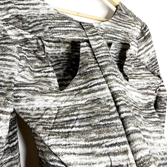 DREW 100% Silk Cutout Open Back Blouse Small Long Sleeve Button Up Shirt - Picture 4 of 12